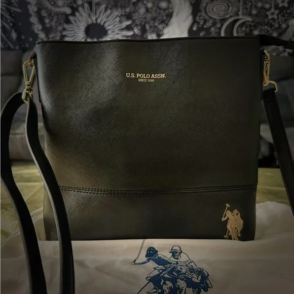 Vintage U.S. Polo Assn.Tan Interior crossbody purse - Picture 12 of 16